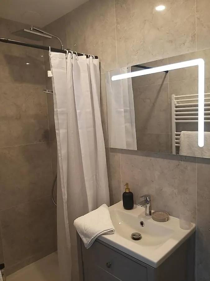 Le Studio Elegance Du Centre Oyonnax